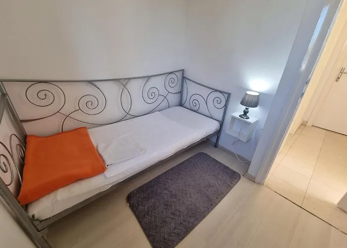 Mediteranea Direkt Am By Interhome Holiday home Novi Vinodolski